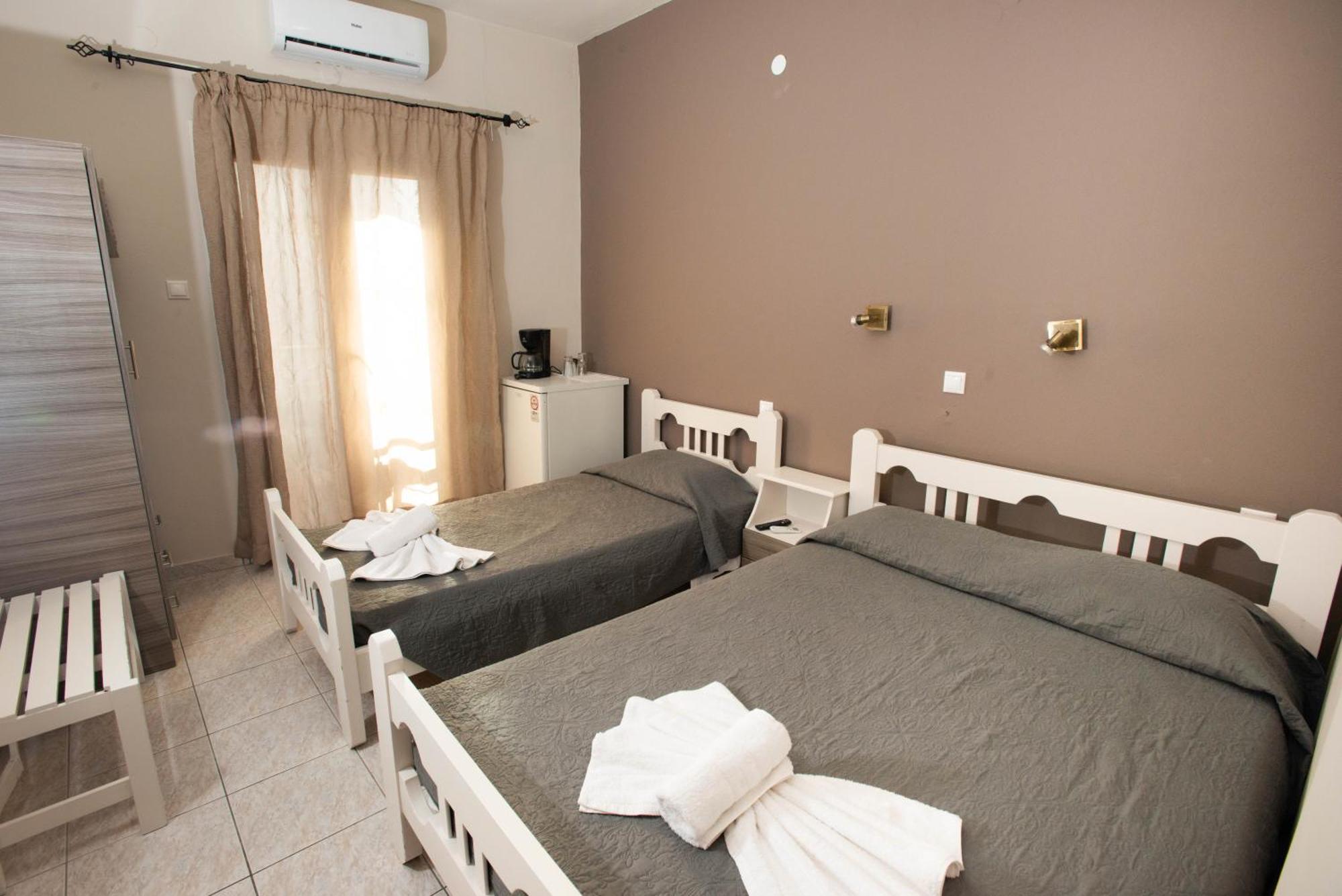 Ferienwohnung Lybian Sea Kalamaki  Exterior foto