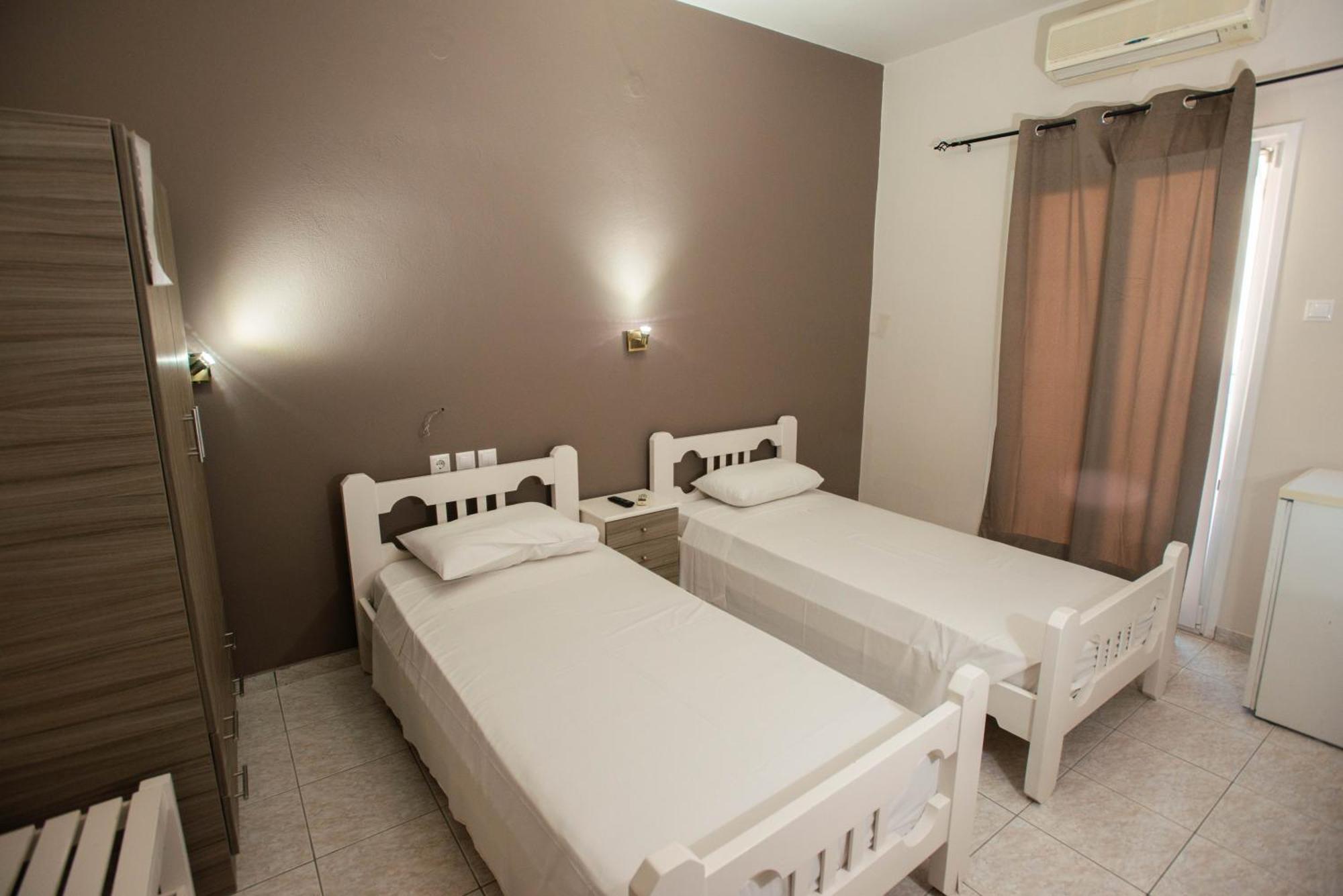 Ferienwohnung Lybian Sea Kalamaki  Exterior foto