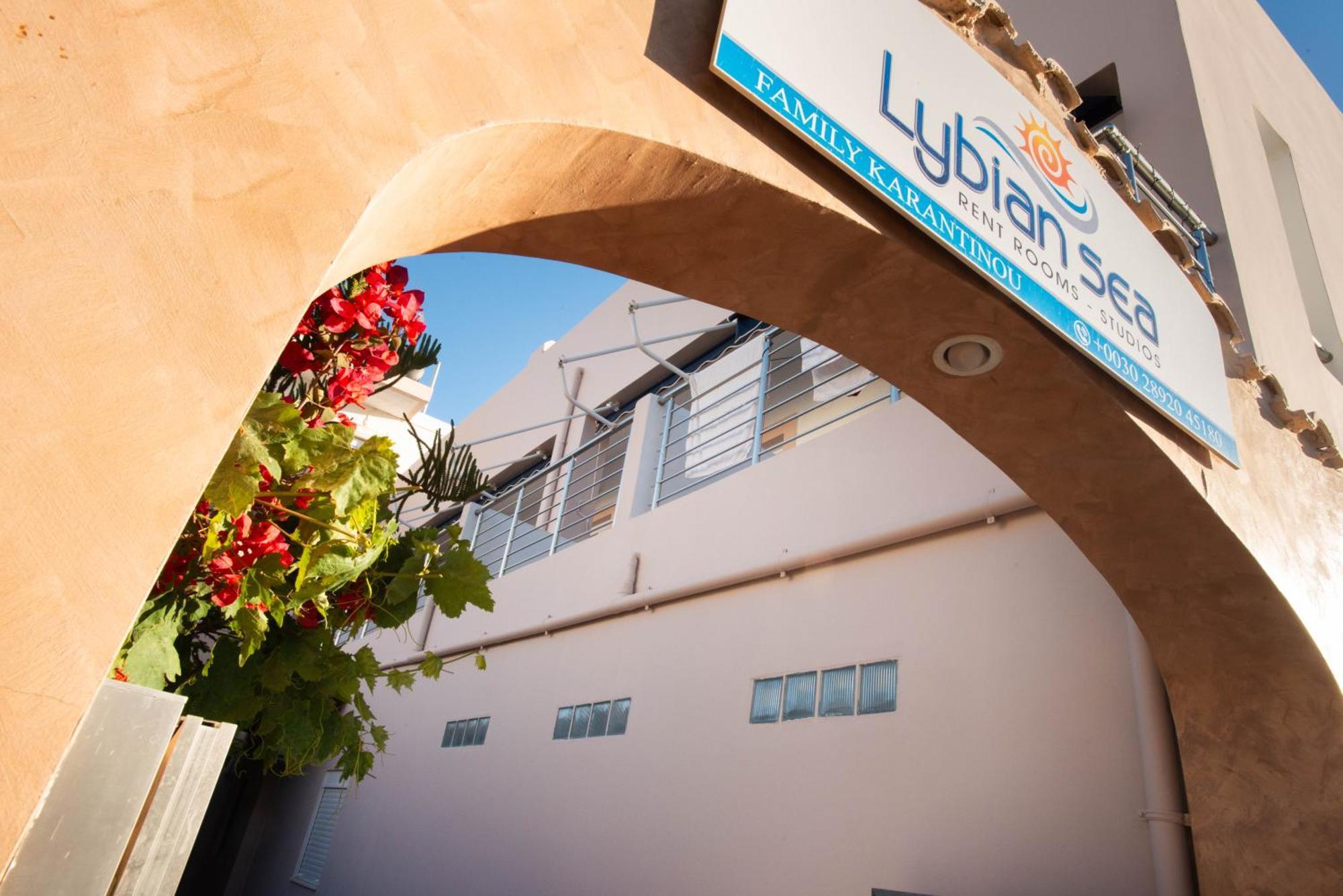 Ferienwohnung Lybian Sea Kalamaki  Exterior foto