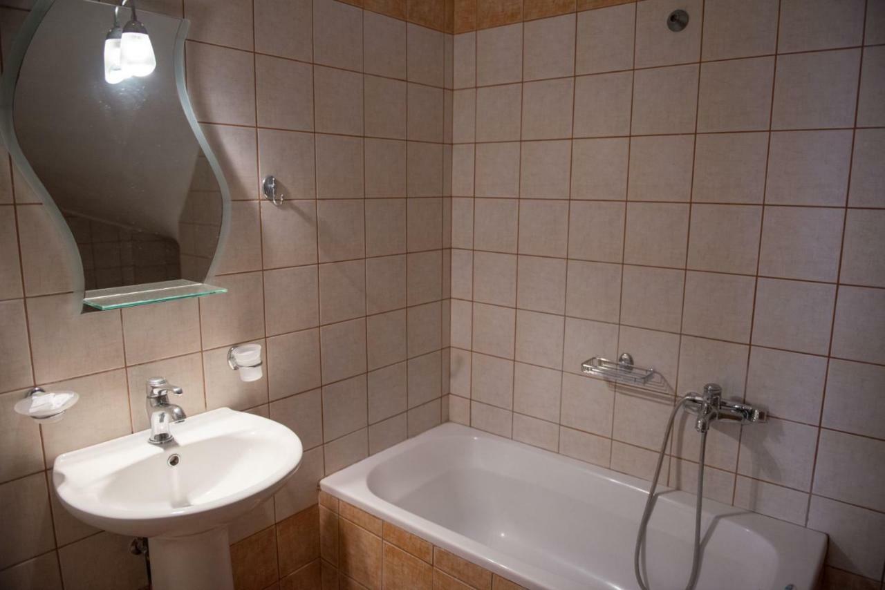 Ferienwohnung Lybian Sea Kalamaki  Exterior foto